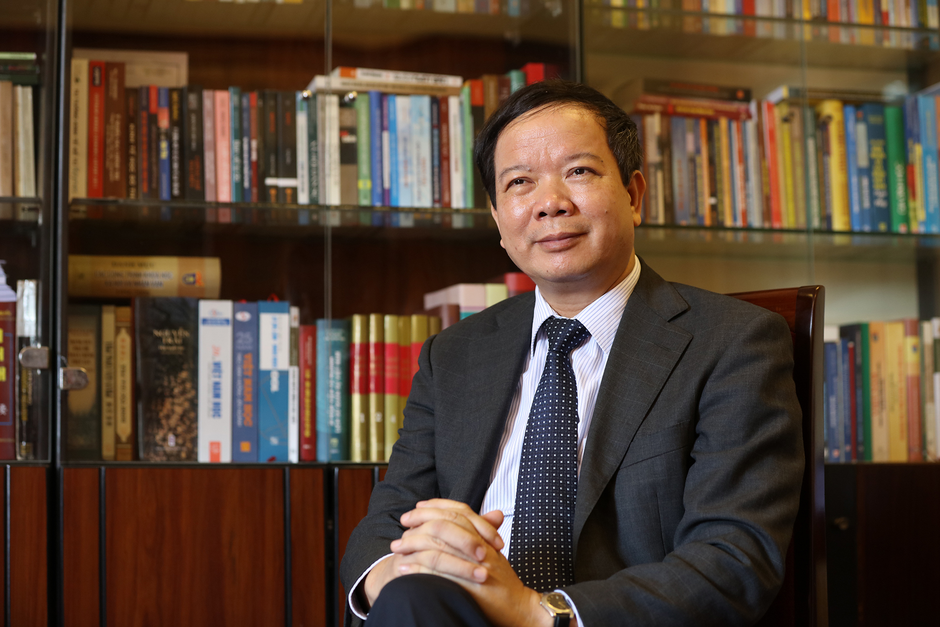 Prof.Dr. NGUYEN VAN KIM