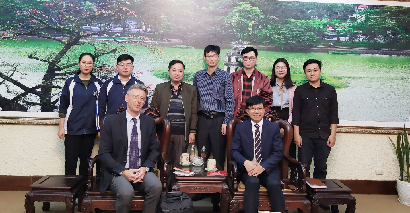 VIETNAMICA: first fellowships to be granted